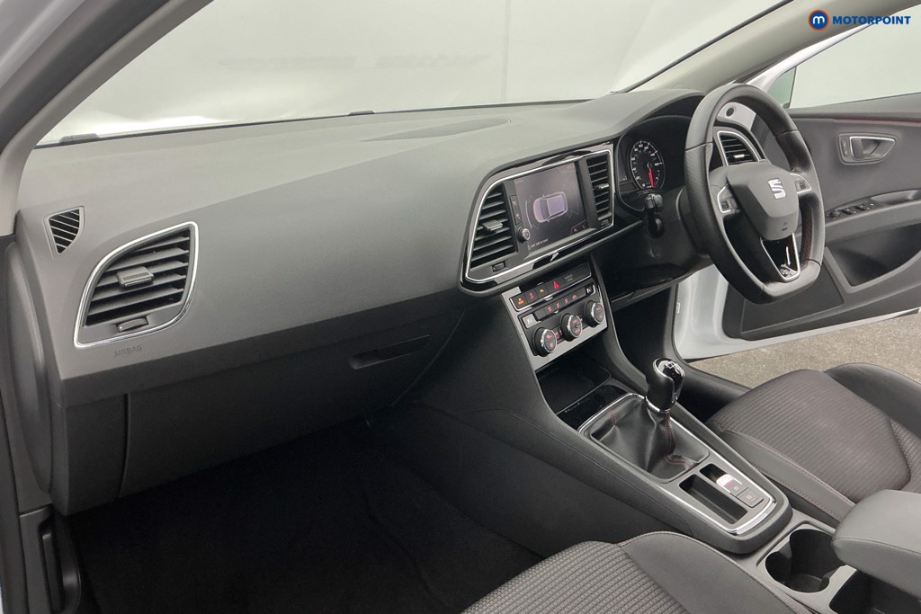 Seat Leon FR Manual Petrol Estate - Stock Number (1627175) - 8th supplementary image