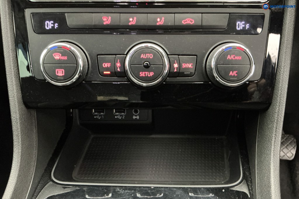 Seat Leon FR Manual Petrol Estate - Stock Number (1627175) - 21st supplementary image