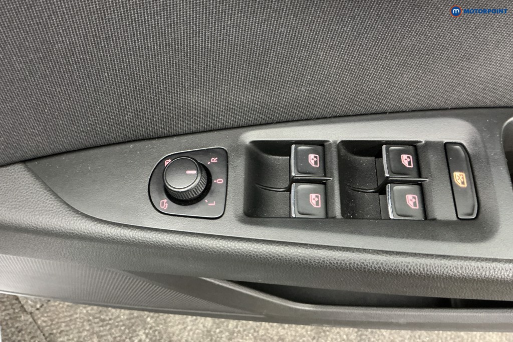 Seat Leon FR Manual Petrol Estate - Stock Number (1627175) - 27th supplementary image