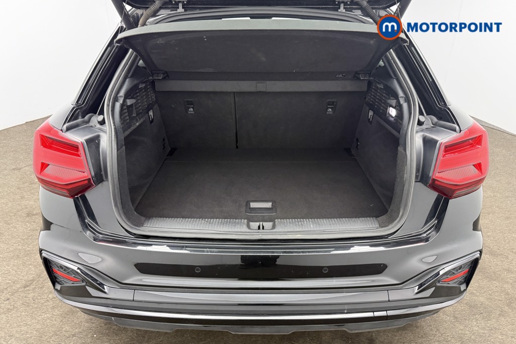 Audi Q2 Black Edition Manual Petrol SUV - Stock Number (1627361) - 5th supplementary image
