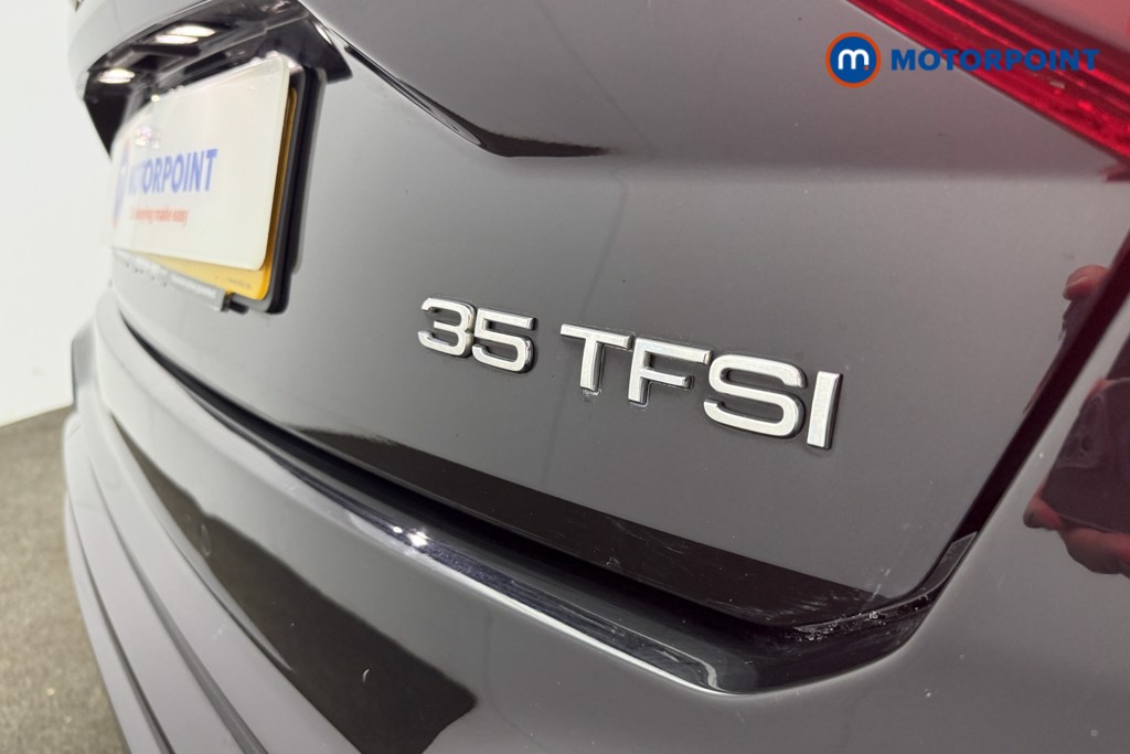 Audi Q2 Black Edition Manual Petrol SUV - Stock Number (1627361) - 18th supplementary image