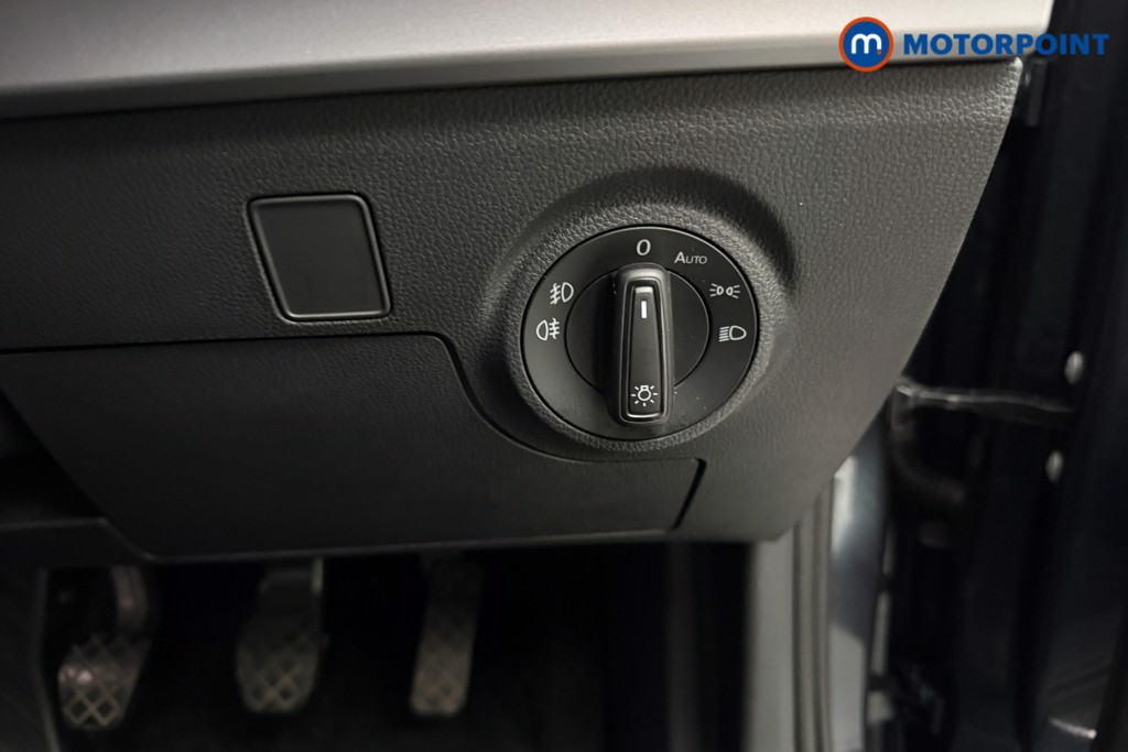 Seat Ibiza Xcellence Lux Manual Petrol Hatchback - Stock Number (1627421) - 5th supplementary image