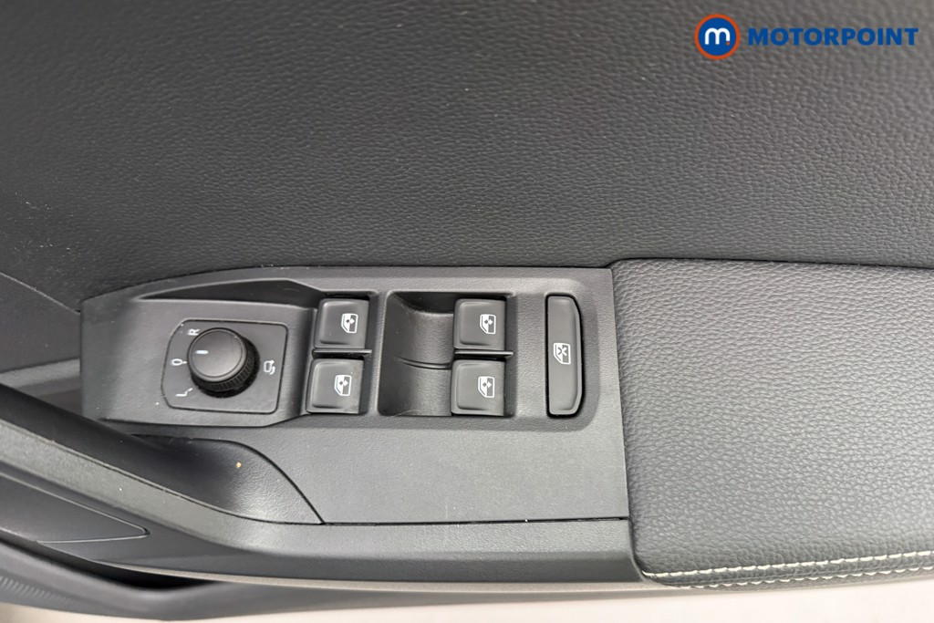 Seat Ibiza Xcellence Lux Manual Petrol Hatchback - Stock Number (1627421) - 16th supplementary image