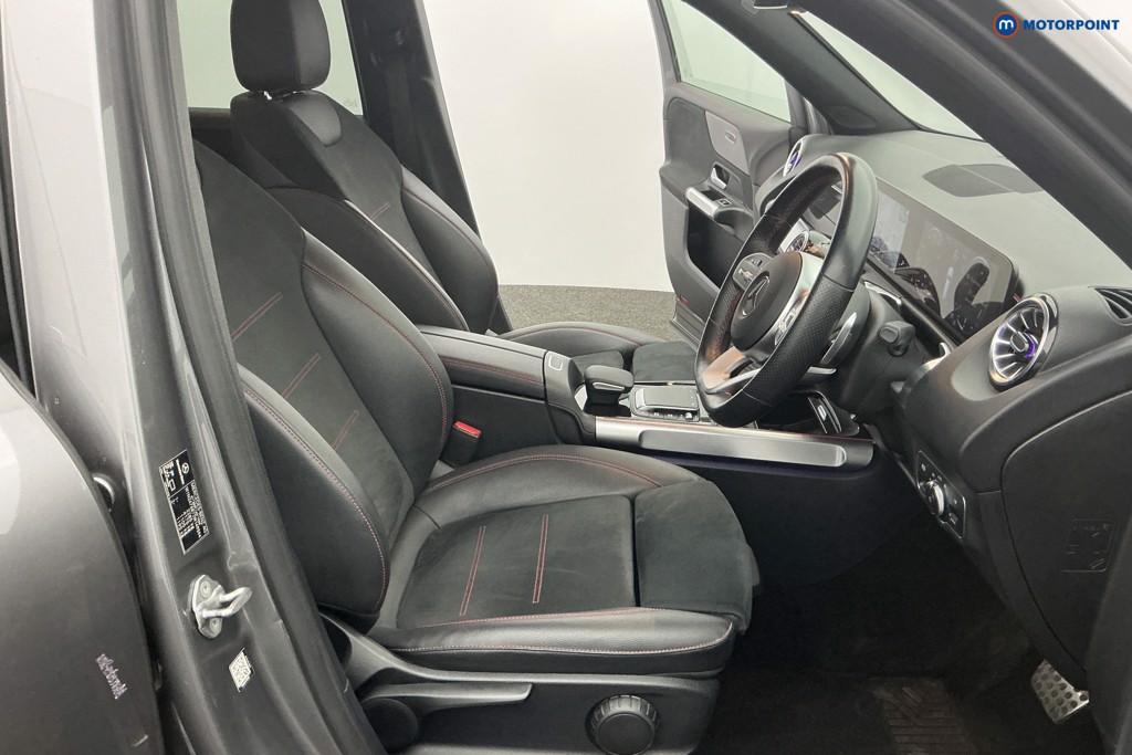 Mercedes-Benz GLB Amg Line Automatic Petrol SUV - Stock Number (1627563) - 8th supplementary image