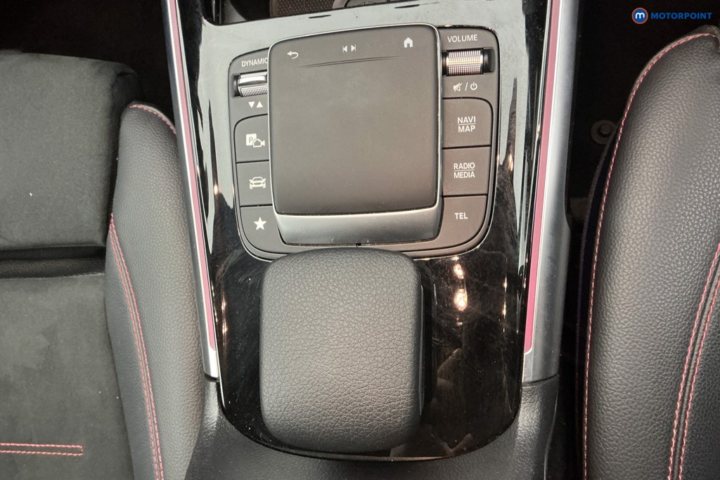 Mercedes-Benz GLB Amg Line Automatic Petrol SUV - Stock Number (1627563) - 19th supplementary image