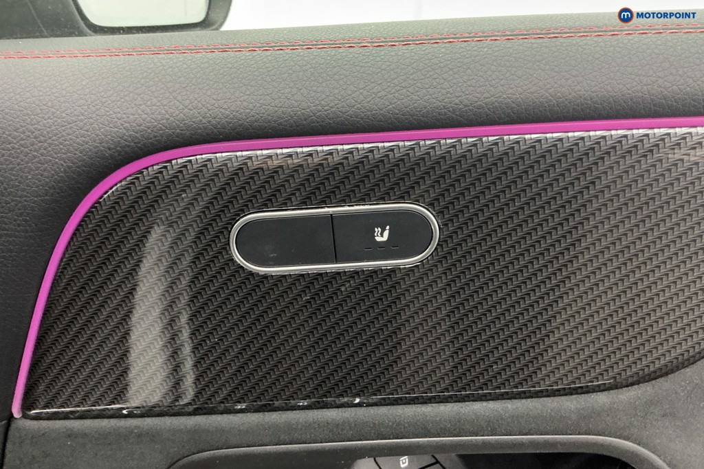 Mercedes-Benz GLB Amg Line Automatic Petrol SUV - Stock Number (1627563) - 30th supplementary image