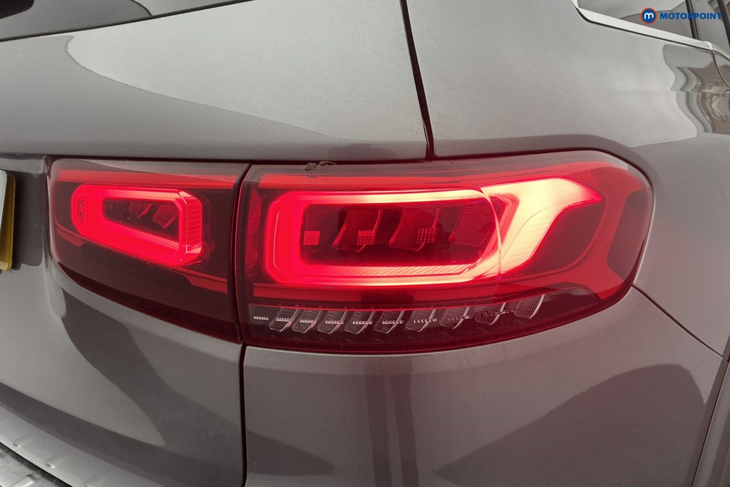 Mercedes-Benz GLB Amg Line Automatic Petrol SUV - Stock Number (1627563) - 37th supplementary image