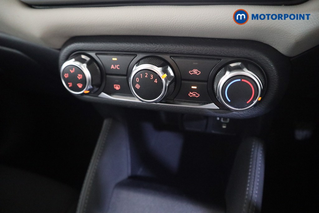 Nissan Micra Acenta Manual Petrol Hatchback - Stock Number (1627612) - 7th supplementary image