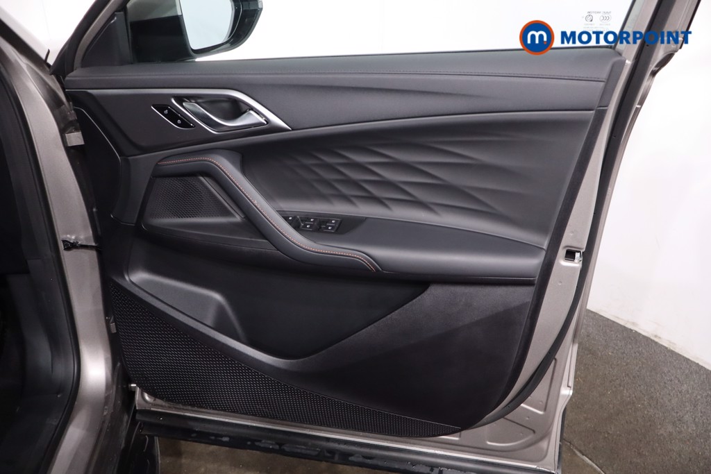 Mg Motor Uk HS Trophy Automatic Petrol Plug-In Hybrid SUV - Stock Number (1627862) - 25th supplementary image