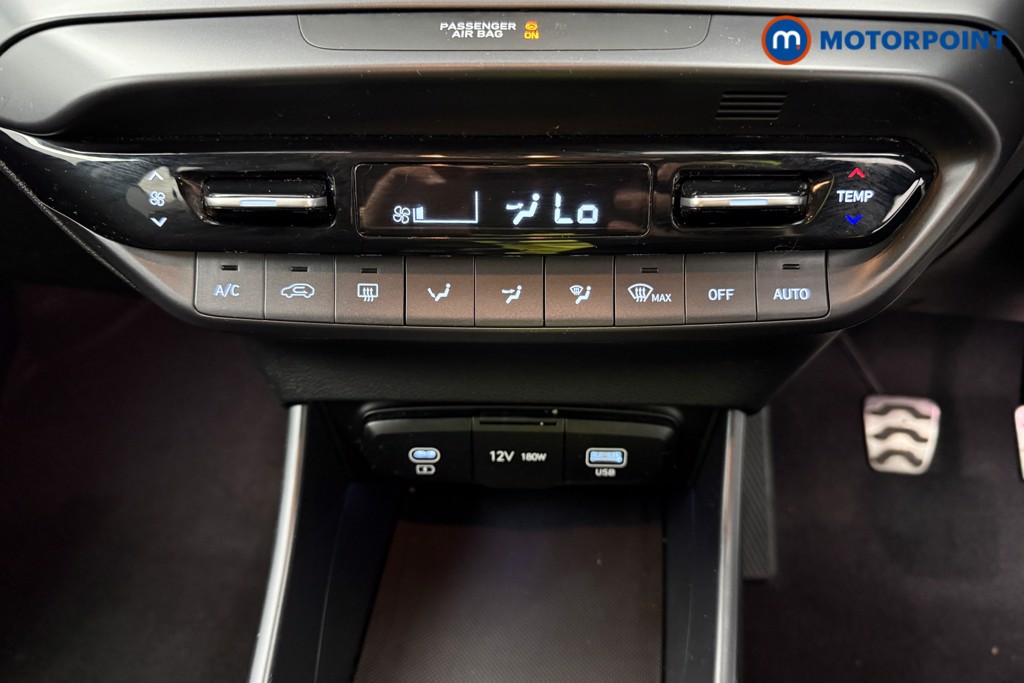 Hyundai Bayon Premium Manual Petrol SUV - Stock Number (1628091) - 10th supplementary image