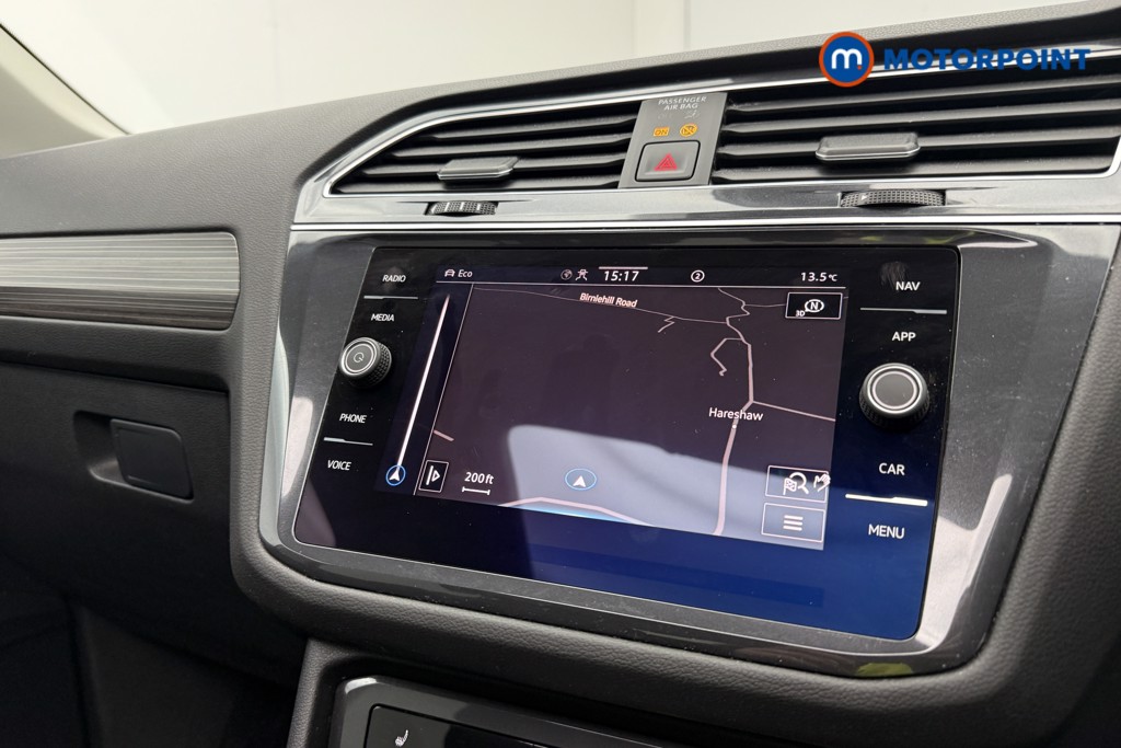 Volkswagen Tiguan Allspace Elegance Automatic Petrol SUV - Stock Number (1628099) - 12th supplementary image