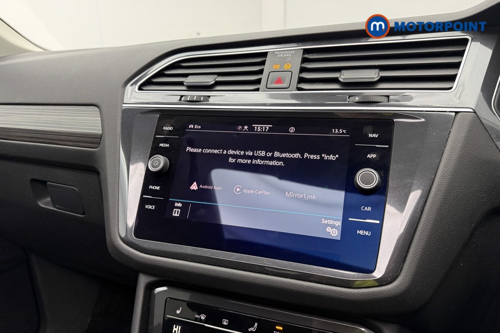 Volkswagen Tiguan Allspace Elegance Automatic Petrol SUV - Stock Number (1628099) - 13th supplementary image