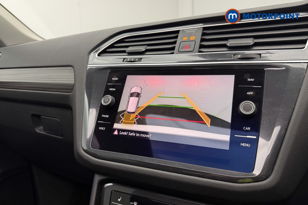 Volkswagen Tiguan Allspace Elegance Automatic Petrol SUV - Stock Number (1628099) - 14th supplementary image