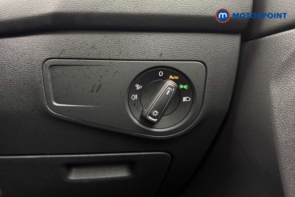 Volkswagen Tiguan Allspace Elegance Automatic Petrol SUV - Stock Number (1628099) - 20th supplementary image