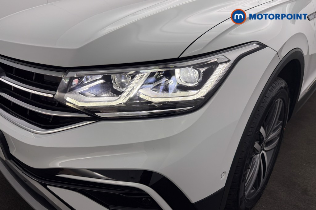 Volkswagen Tiguan Allspace Elegance Automatic Petrol SUV - Stock Number (1628099) - 25th supplementary image