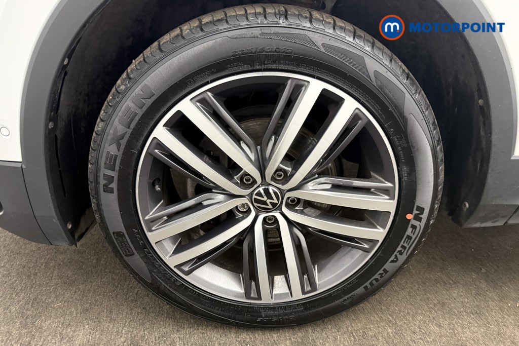 Volkswagen Tiguan Allspace Elegance Automatic Petrol SUV - Stock Number (1628099) - 29th supplementary image