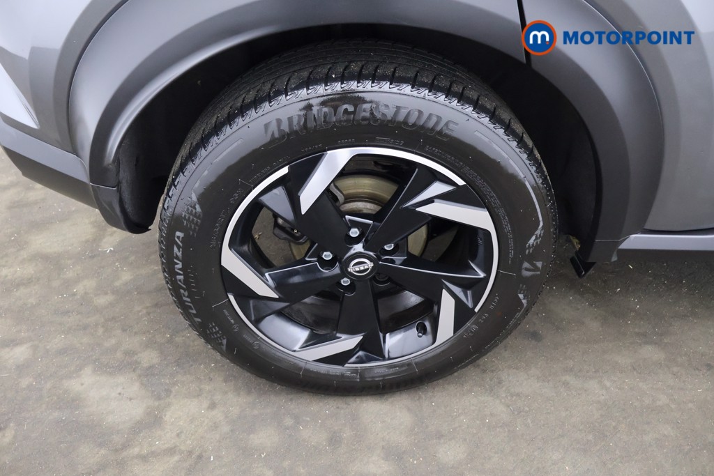 Nissan Juke N-Connecta Manual Petrol SUV - Stock Number (1628251) - 3rd supplementary image