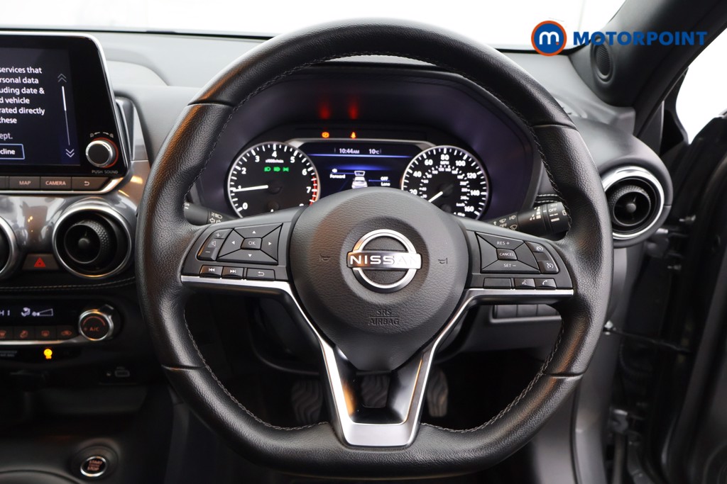 Nissan Juke N-Connecta Manual Petrol SUV - Stock Number (1628251) - 5th supplementary image