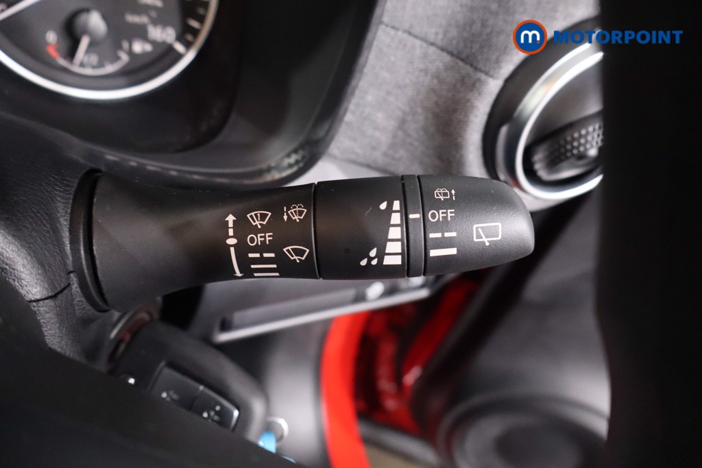 Nissan Juke Acenta Premium Manual Petrol SUV - Stock Number (1628285) - 15th supplementary image