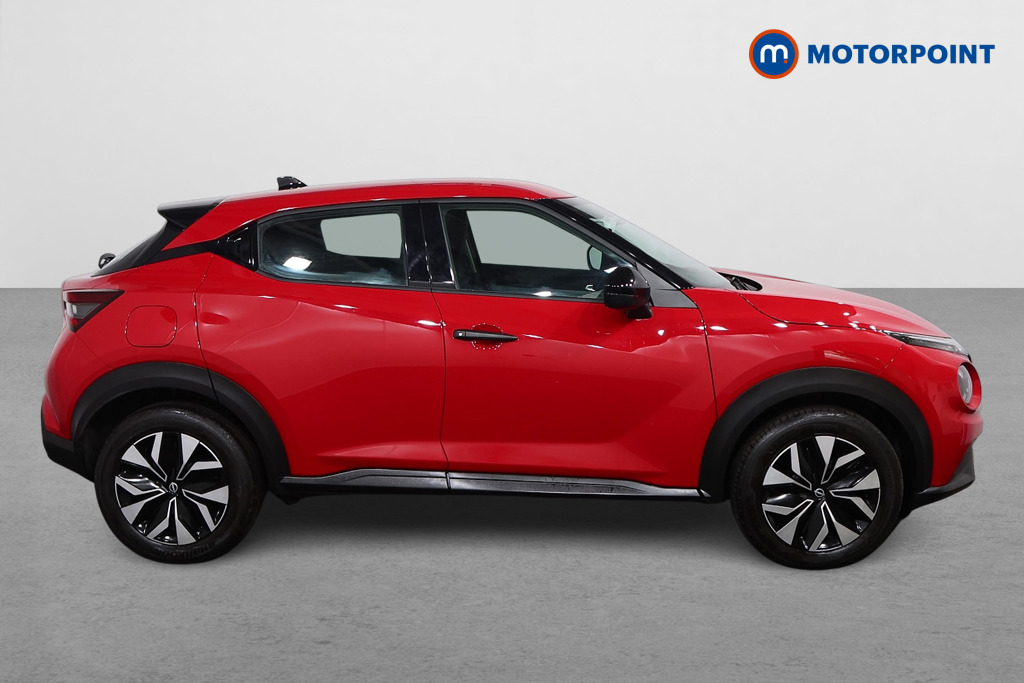 Nissan Juke Acenta Premium Manual Petrol SUV - Stock Number (1628285) - Drivers side
