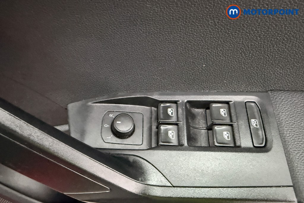 Seat Arona Se Technology Manual Petrol SUV - Stock Number (1628335) - 17th supplementary image