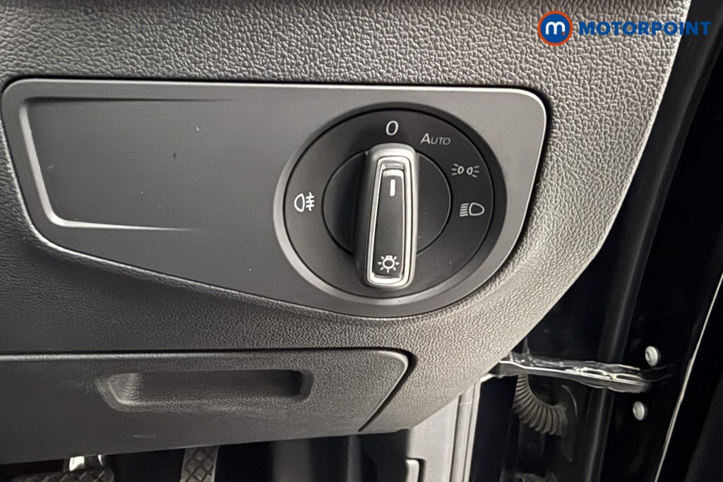 Volkswagen Tiguan Allspace Life Automatic Petrol SUV - Stock Number (1628443) - 6th supplementary image