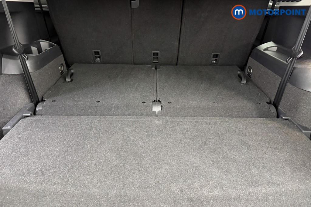 Volkswagen Tiguan Allspace Life Automatic Petrol SUV - Stock Number (1628443) - 18th supplementary image