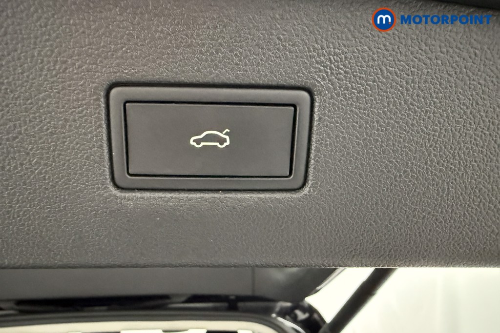 Volkswagen Tiguan Allspace Life Automatic Petrol SUV - Stock Number (1628443) - 19th supplementary image