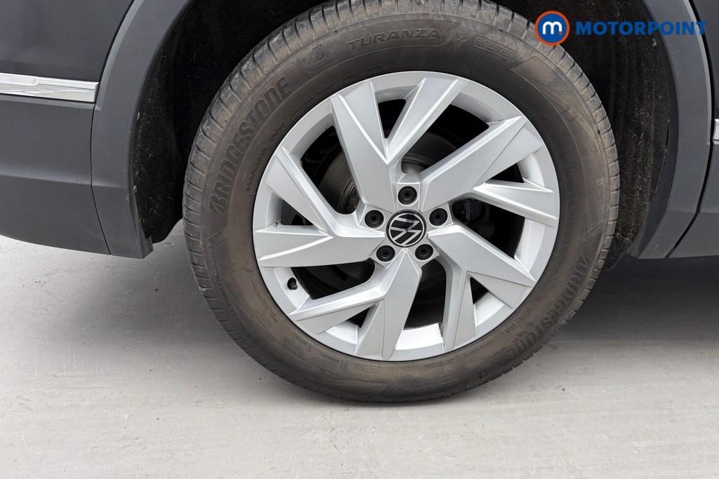 Volkswagen Tiguan Allspace Life Automatic Petrol SUV - Stock Number (1628443) - 24th supplementary image
