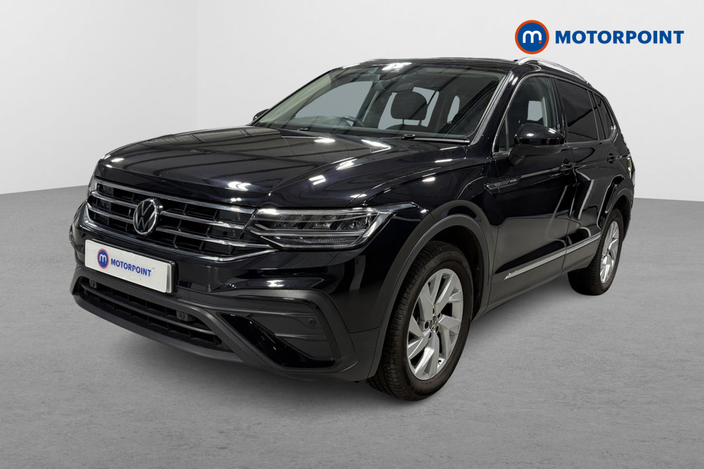 Volkswagen Tiguan Allspace Life Automatic Petrol SUV - Stock Number (1628443) - Passenger side front corner
