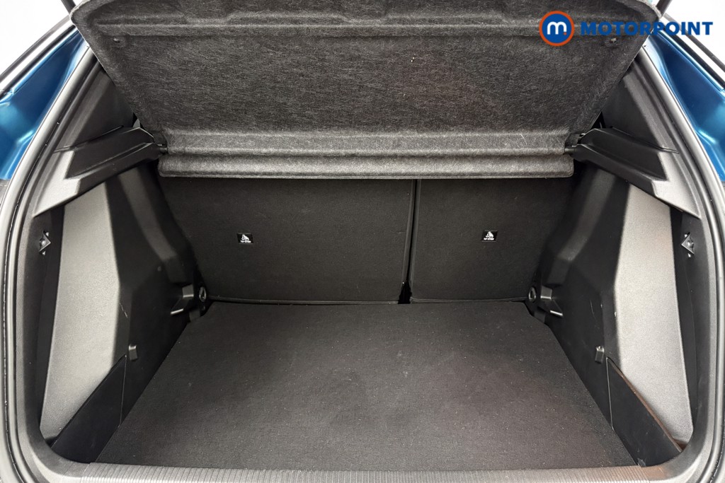 Peugeot 2008 Allure Automatic Petrol SUV - Stock Number (1628816) - 21st supplementary image