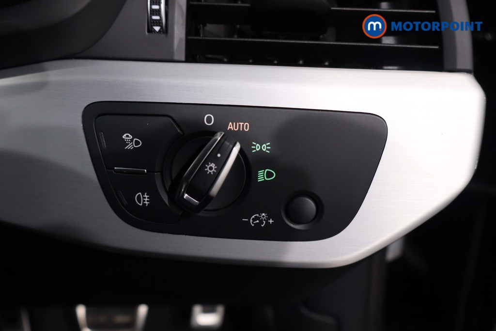 Audi A4 S Line Automatic Petrol Estate - Stock Number (1628879) - 17th supplementary image