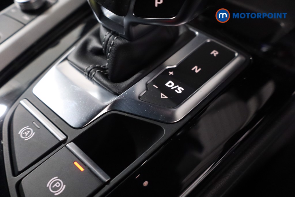 Audi A4 S Line Automatic Petrol Estate - Stock Number (1628879) - 19th supplementary image