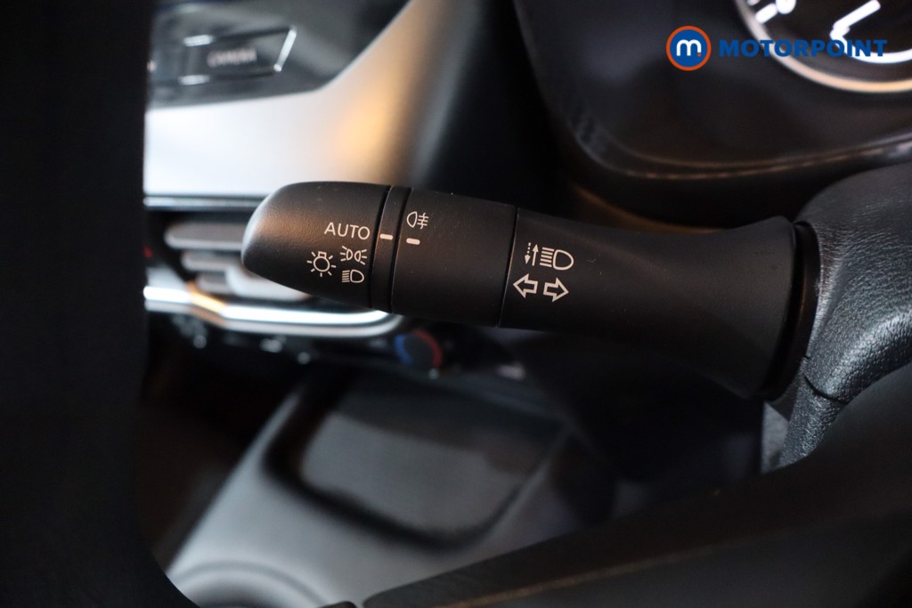 Nissan Juke Acenta Premium Manual Petrol SUV - Stock Number (1628936) - 14th supplementary image