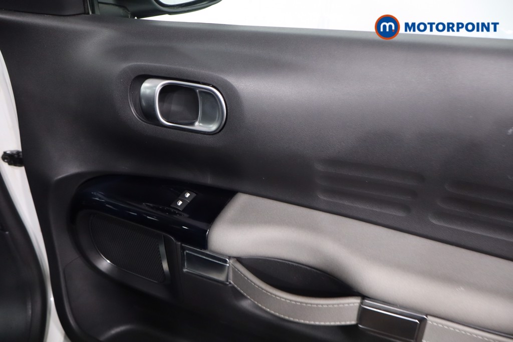 Citroen C4 Cactus Flair Automatic Petrol SUV - Stock Number (1629178) - 24th supplementary image