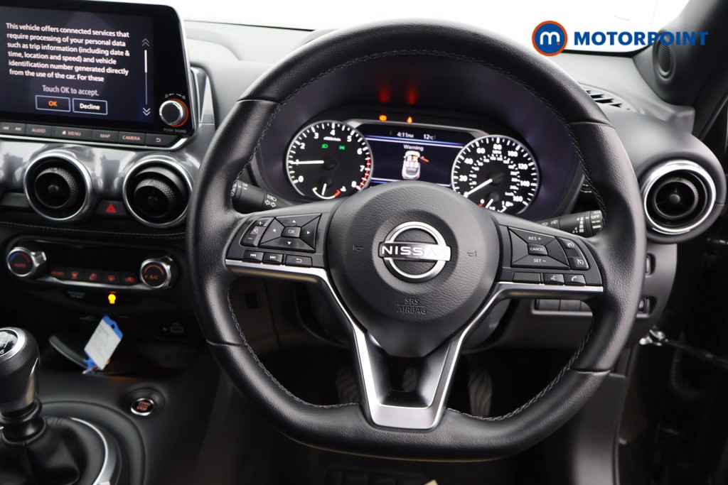 Nissan Juke N-Connecta Manual Petrol SUV - Stock Number (1629358) - 6th supplementary image