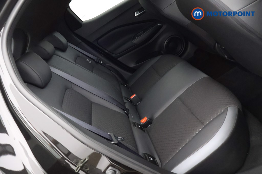 Nissan Juke N-Connecta Manual Petrol SUV - Stock Number (1629358) - 22nd supplementary image