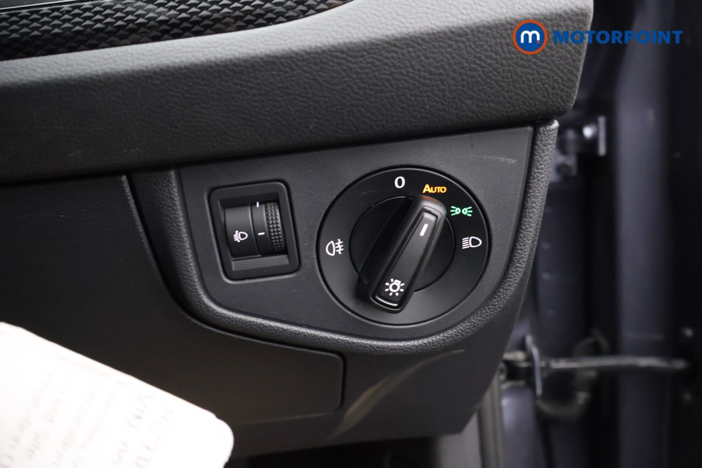 Volkswagen Polo Life Manual Petrol Hatchback - Stock Number (1629384) - 10th supplementary image