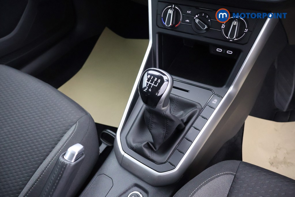 Volkswagen Polo Life Manual Petrol Hatchback - Stock Number (1629384) - 12th supplementary image