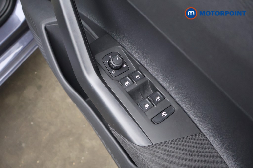 Volkswagen Polo Life Manual Petrol Hatchback - Stock Number (1629384) - 17th supplementary image