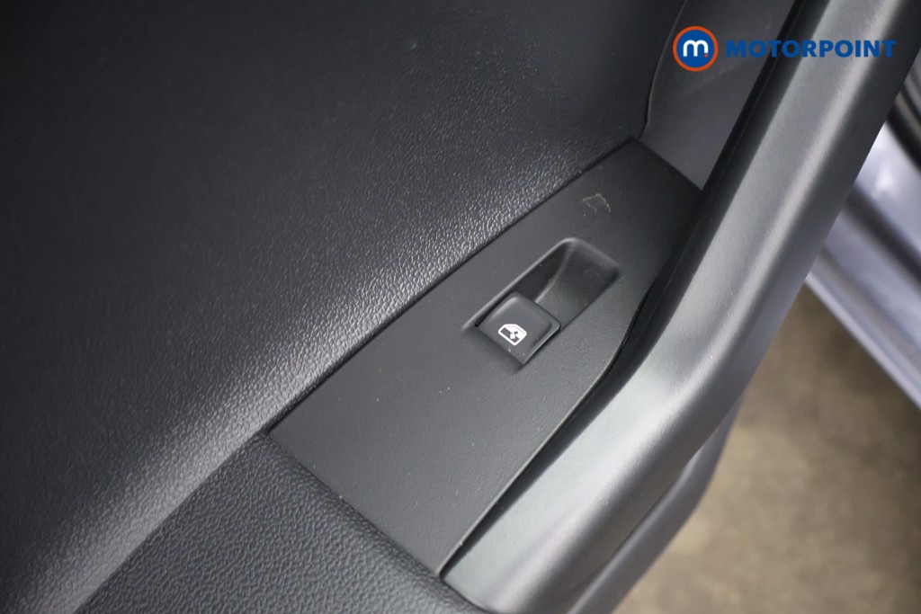 Volkswagen Polo Life Manual Petrol Hatchback - Stock Number (1629384) - 26th supplementary image