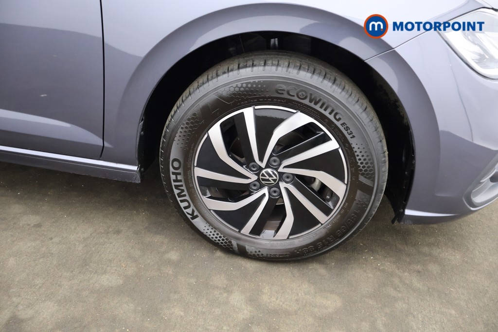 Volkswagen Polo Life Manual Petrol Hatchback - Stock Number (1629384) - 1st supplementary image