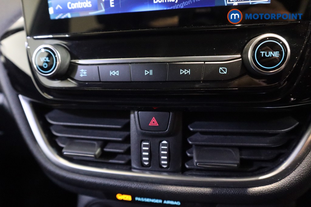 Ford Fiesta Trend Manual Petrol Hatchback - Stock Number (1629520) - 5th supplementary image