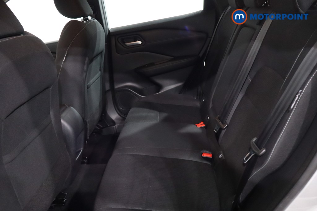 Nissan Qashqai Acenta Premium Automatic Petrol SUV - Stock Number (1629672) - 5th supplementary image