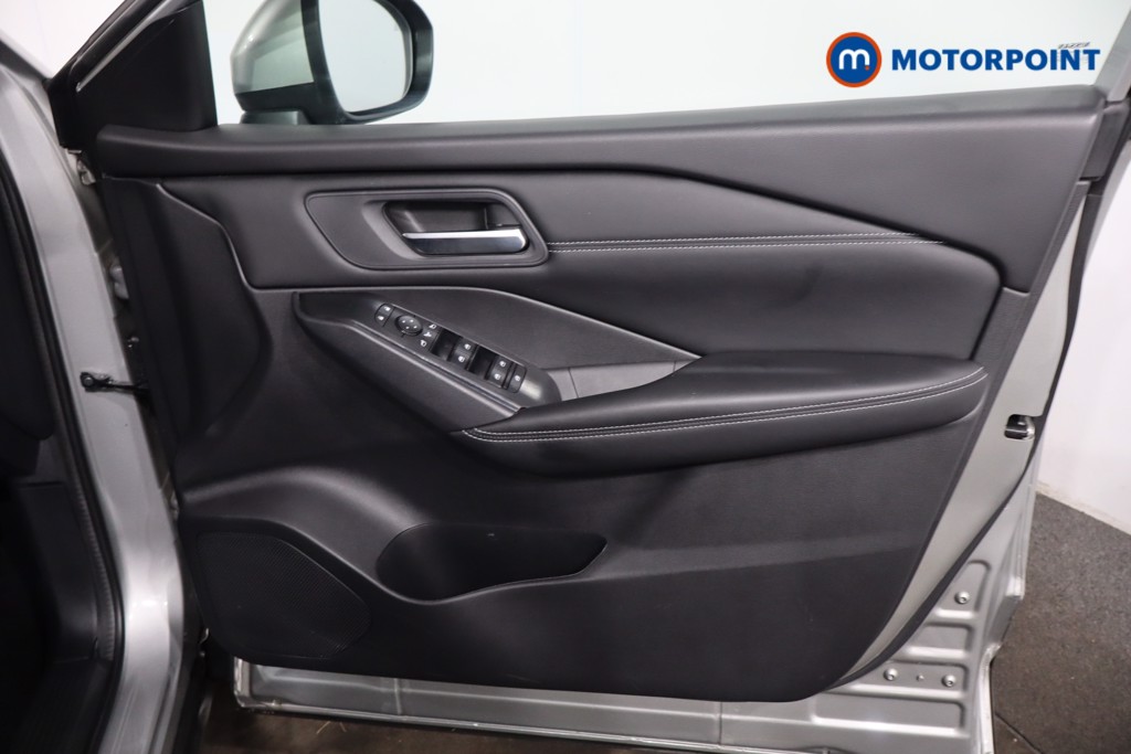 Nissan Qashqai Acenta Premium Automatic Petrol SUV - Stock Number (1629672) - 23rd supplementary image