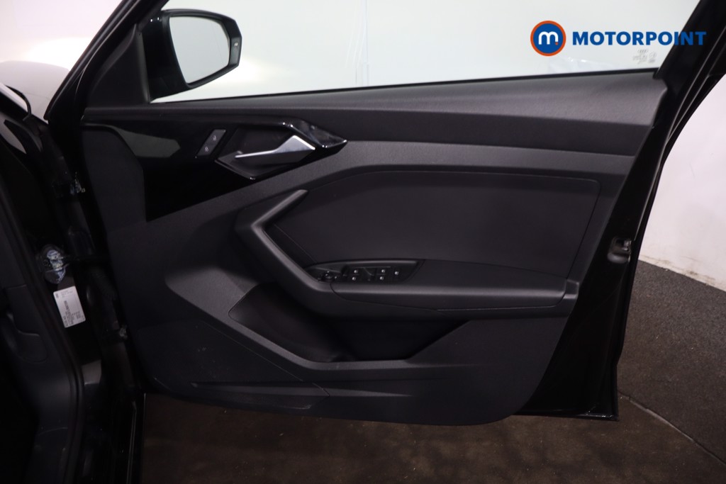 Audi A1 Technik Manual Petrol Hatchback - Stock Number (1629734) - 22nd supplementary image