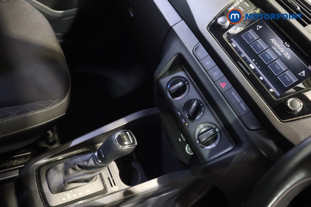 Skoda Fabia Colour Edition Automatic Petrol Hatchback - Stock Number (1629849) - 7th supplementary image