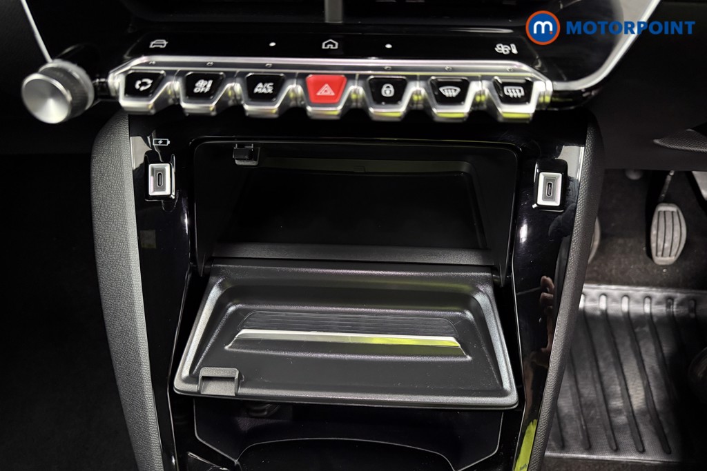 Peugeot 2008 Allure Manual Petrol SUV - Stock Number (1630172) - 15th supplementary image