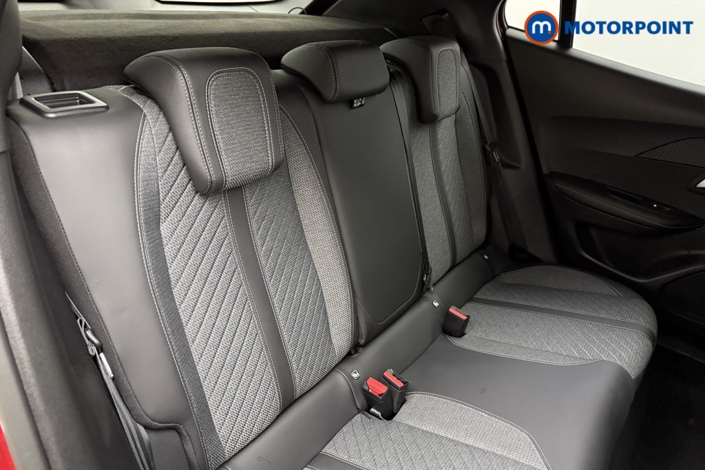 Peugeot 2008 Allure Manual Petrol SUV - Stock Number (1630172) - 21st supplementary image