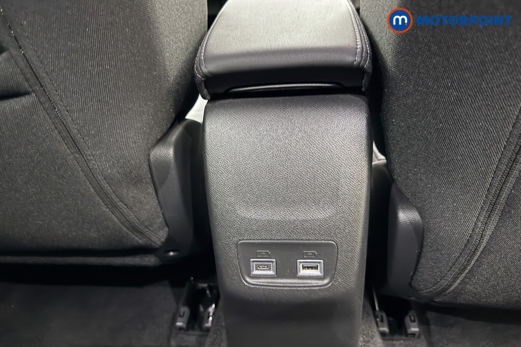 Peugeot 2008 Allure Manual Petrol SUV - Stock Number (1630172) - 23rd supplementary image